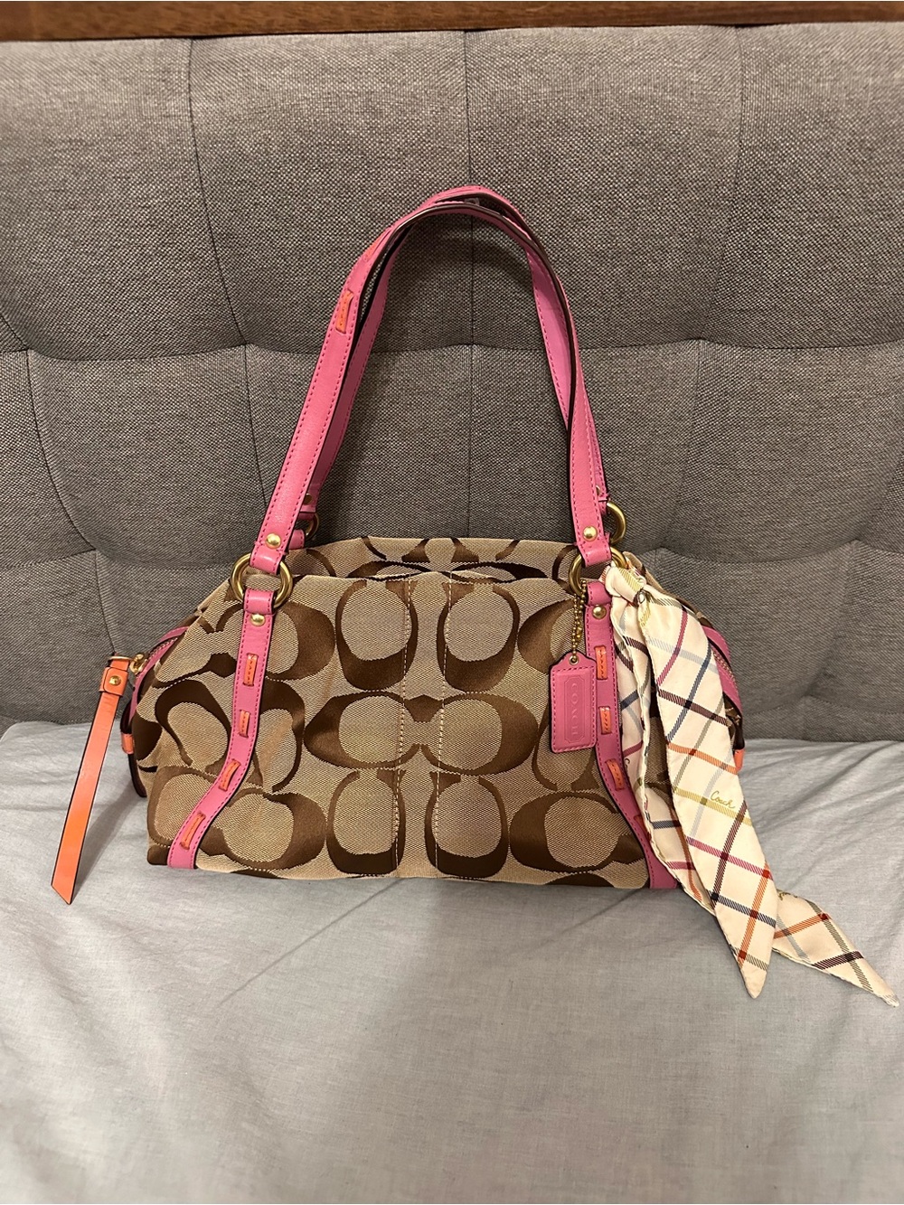 Coach Y2k signature canvas Pink and Brown shoulder bag 13006